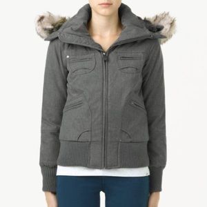 Aritzia TNA St. Moritz Short Parka Jacket